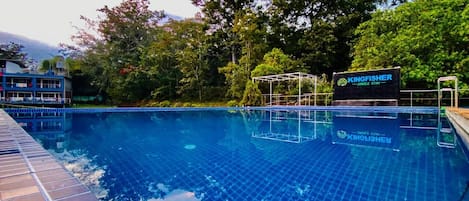 Piscine extérieure