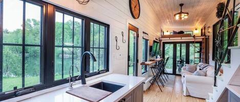 Huoneisto | 11 makuuhuonetta, internet