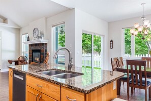 House | 3 bedrooms - Schweitzer Dover Bay Ski Lake Dine (Sandpoint)