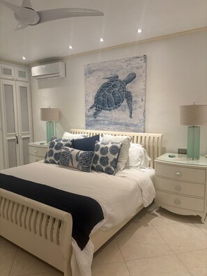 3 bedrooms, in-room safe, iron/ironing board, free WiFi
