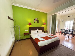 Triple Room, Valley View | Free WiFi, bed sheets