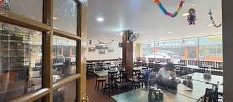 Silverline Regency with Mountain View