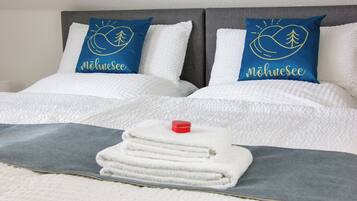1 Schlafzimmer, Reisekinderbett, kostenloses WLAN, Bettwäsche
