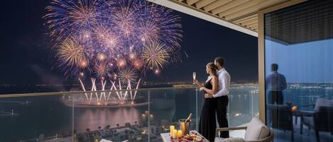 Deluxe Apartment, Balcony, Sea View | Premium bedding, memory foam beds, in-room safe, blackout drapes