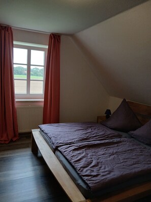 2 室のベッドルーム、WiFi、ベッドシーツ