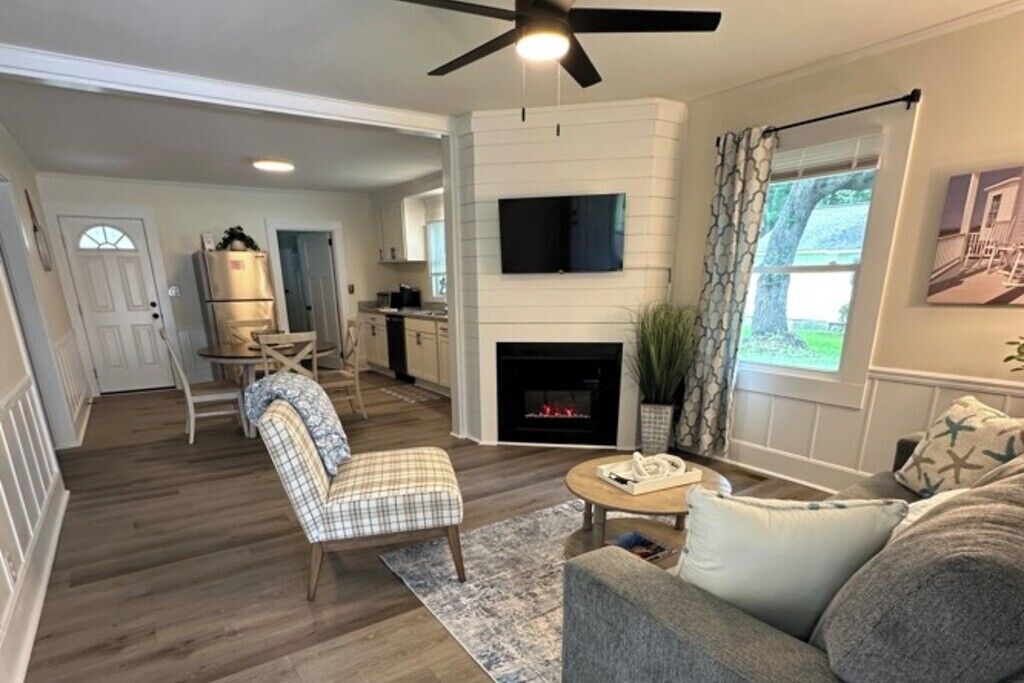 智能电视、壁炉