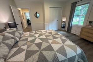 2 makuuhuonetta, silitysrauta/-lauta, ilmainen Wi-Fi, vuodevaatteet