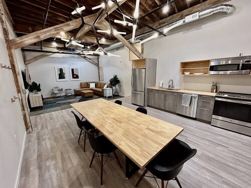 Modern 2 bedroom loft in downtown Dubuque