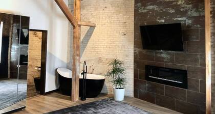 Spacious + modern loft with 3 bedrooms & game room