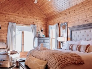 Desk, iron/ironing board, travel cot, free WiFi