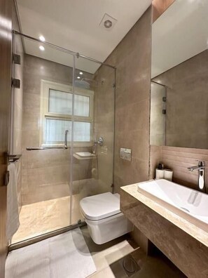 Apartment | Bathroom