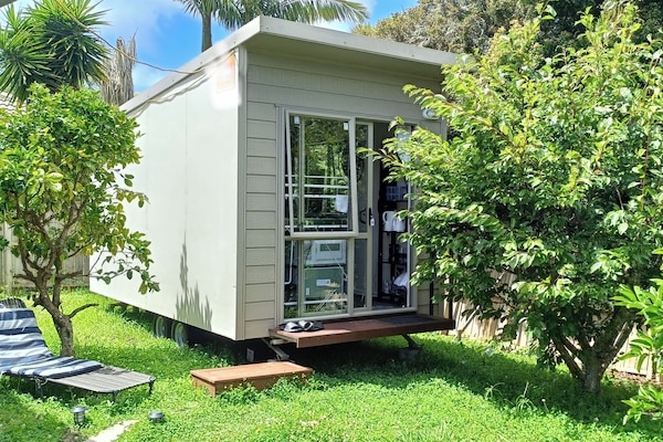 Self contained cabin