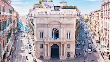 Facciata della struttura