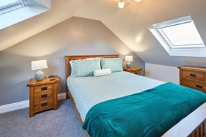 5 bedrooms, iron/ironing board, WiFi, bed sheets - nestled in countryside on border between co.durham and Newcastle upon Tyne (Marley Hill)