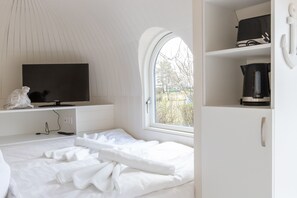 2 bedrooms, free WiFi, bed sheets, wheelchair access