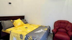 1 bedroom, iron/ironing board, WiFi, bed sheets