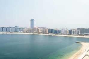 Appartement Deluxe, balcon, vue mer | Vue de la chambre