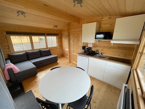 Superior Cottage, Mountain View | Living area