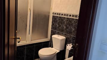 Hårtørrer, håndklæder, Toiletpapir