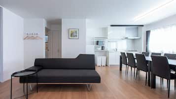 Aile House III - 1LDK, Non Smoking (Ground Floor) | Living area