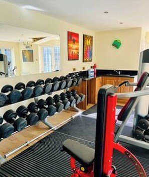House, 4 Bedrooms, Accessible, Smoking | Fitness studio - Stratford 4 BR Family Mansion With Pool, Gym & BBQ (Henley-in-Arden)
