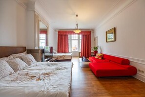 Tabla de planchar con plancha y wifi gratis 