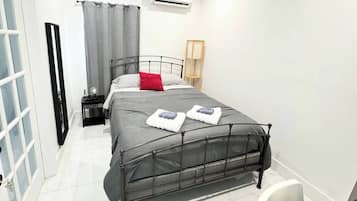 1 soverom, strykejern/-brett, wi-fi og sengetøy