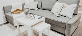 Cozy & Stylish 1 bdrm Apartment