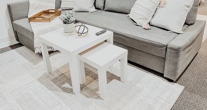 Cozy & Stylish 1 bdrm Apartment