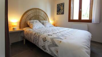 1 chambre, accĂšs Internet, draps fournis