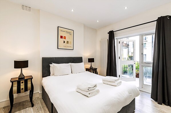 Apartemen (Stylish Bayswater Flat with Outdoor S) | 2 kamar tidur dan Wi-Fi gratis