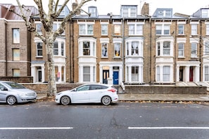 Exterior - Bright Maida Vale Apartment (London)