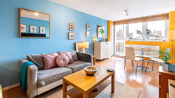 公寓 (Chancery Lane Gem w/ Balcony and Lift) | 客廳