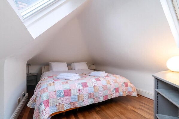 2 bedrooms, free WiFi