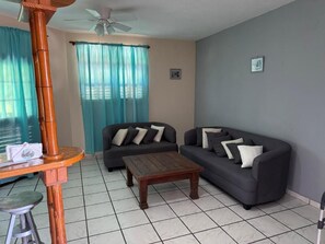 Apartment, 1 Bedroom, Smoking, Balcony | Living area