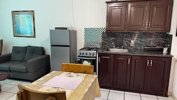 Apartment, 1 Bedroom, Smoking, Terrace | Interior