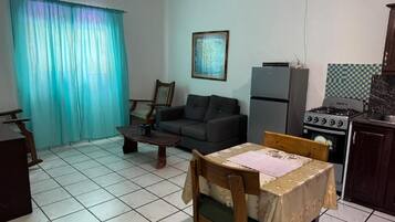 Apartment, 1 Bedroom, Smoking, Terrace | Living room