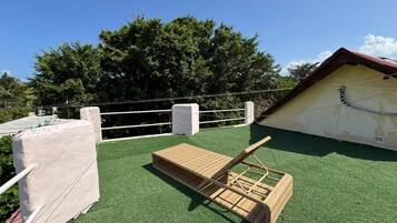 Apartment, 1 Bedroom, Smoking, Terrace | Property grounds