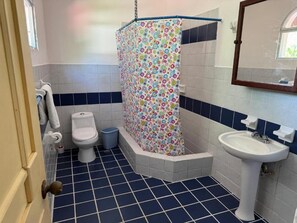 Apartment, 1 Bedroom, Smoking, Terrace | Bathroom