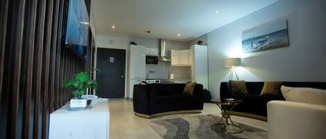 Iron/ironing board, free WiFi