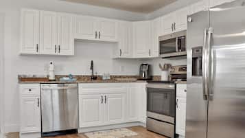 House, Berbilang Katil (Dub's Beach Retreat) | Dapur peribadi