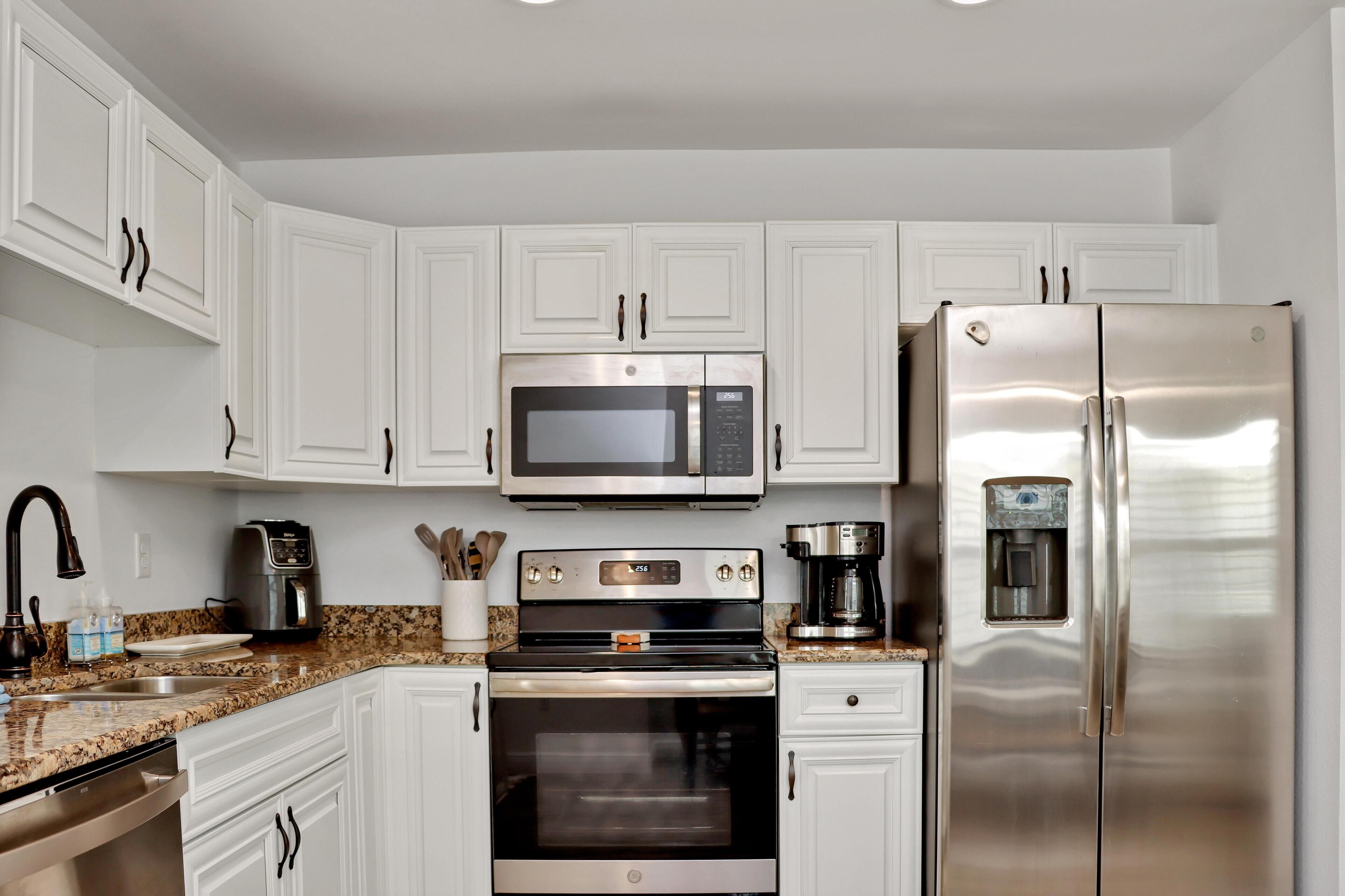 House, Multiple Beds (Dub's Beach Retreat) | Private kitchen