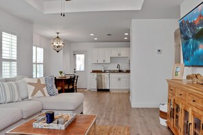 House, Multiple Beds (Dub's Beach Retreat) | Living area - Dub's Beach Retreat (Port St. Joe)