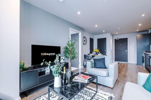 Apartment | Living area