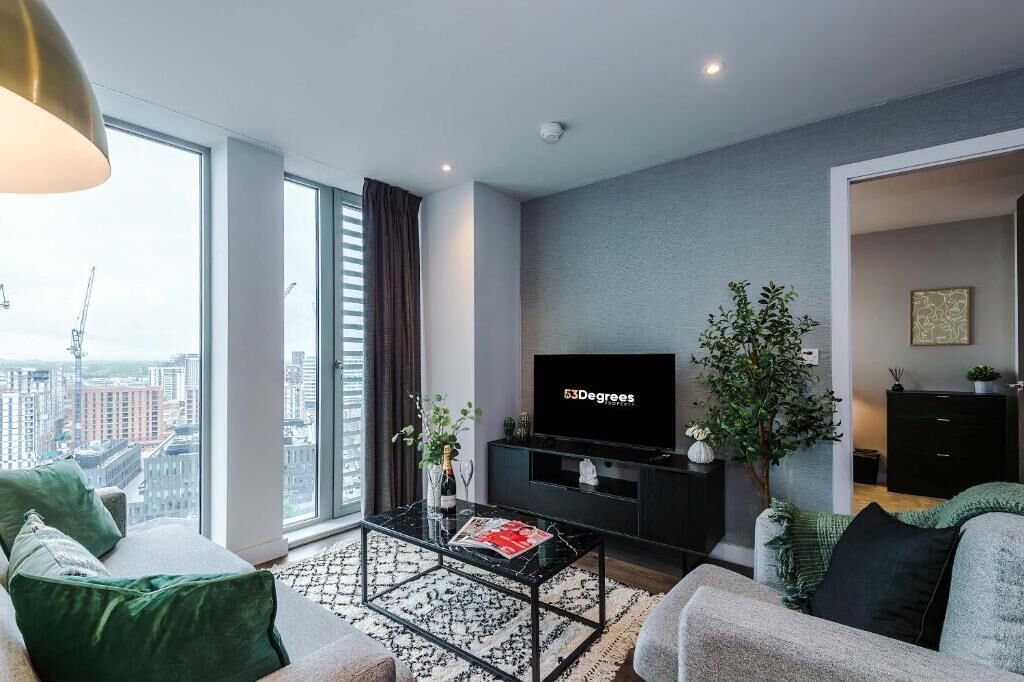 Apartment | Living area