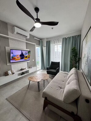 تلفزيون ذكي