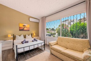 2 bedrooms, iron/ironing board, WiFi, bed sheets