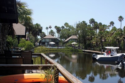 Most unique unit at Sawgrass Landing
1-bedroom waterfront condo in Crystal River