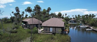 Most unique unit at Sawgrass Landing
1-bedroom waterfront condo in Crystal River