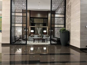 Room, 1 Bedroom, Balcony, Ocean View | Lobby